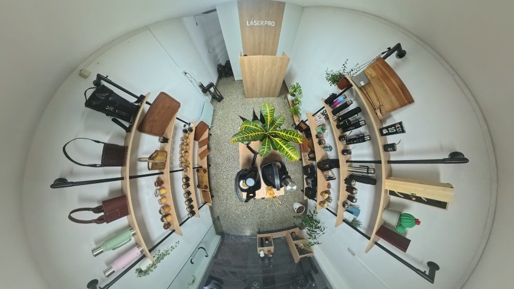LaserPro CH — tour virtual 360° con catálogo